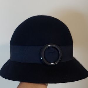 Scarf, hat and glove set